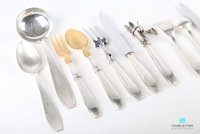 null Silver-plated metal set of 91 pieces, the handle decorated with geometrical...
