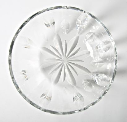 null SAINT LOUIS 
Salad bowl in cut crystal, the edge hemmed with palms of various...