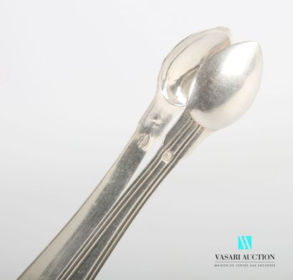 null Silver sugar tongs, the arms decorated with nets are finished by spoons, it...