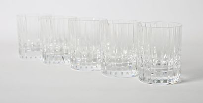 null BACCARAT
Five crystal goblets, "Harmonie" model 
Mark on the back
(a chip to...