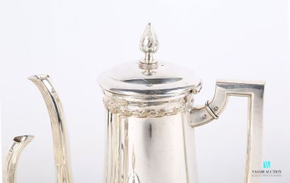 null Tea and coffee service in silver plated metal including a teapot, a coffee pot,...