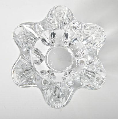 null ART VANNES FRANCE - Cristallerie d'
Cendrier en cristal translucide, la panse...