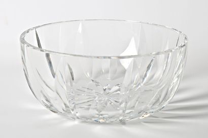 null SAINT LOUIS 
Salad bowl in cut crystal, the edge hemmed with palms of various...