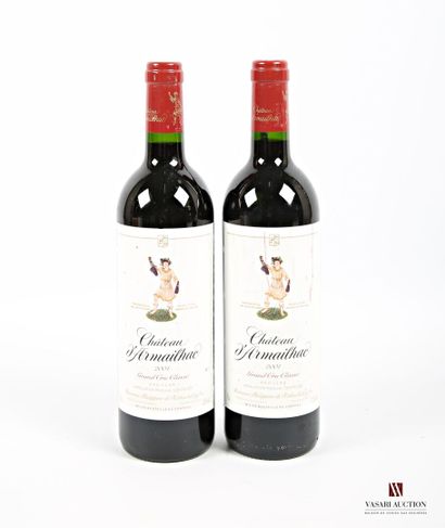 null 2 Bottles Château d'ARMAILHAC Pauillac GCC 2001
	And. stained. N: half neck...