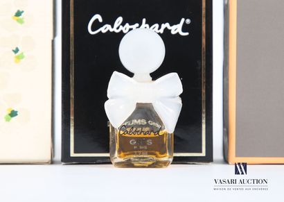 null GRES
Lot comprenant : 
- Parfum Cabochard - 1,8 ml
- Eau de parfum Cabochard...