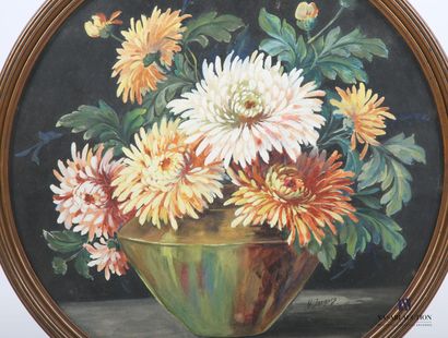 null JACQUES. H (XXème siècle)
Bouquet de dahlias dans vase de cuivre
Aquarelle à...