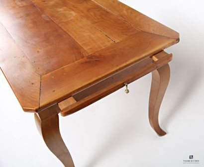 null Dining room table in fruit wood, the tray of rectangular form, the moving crosspiece...