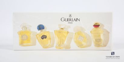 null GUERLAIN
A box including : 
- An eau de toilette "Samsara" - 7,5 ml
- An eau...