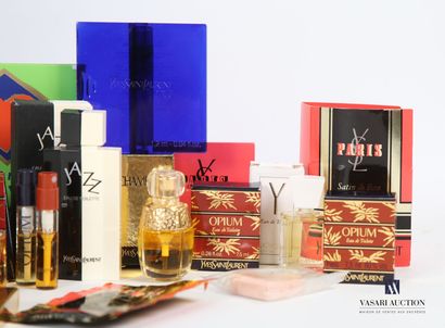 null YVES SAINT LAURENT
Lot including : 
- Powdered Paper Paris 
- Eau de toilette...