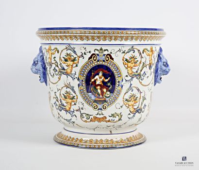 null GIEN 
Cover pot in earthenware decorated with scrolls to the Berin and medallions...