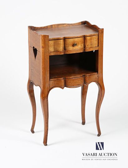 null Bedside table in oak, it opens in front of a niche, the tray hemmed with a gallery...