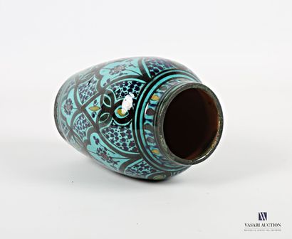 null MAROC - SAFI
Vase de forme ovoïde en céramique vernissé à décor d'entrelacs...