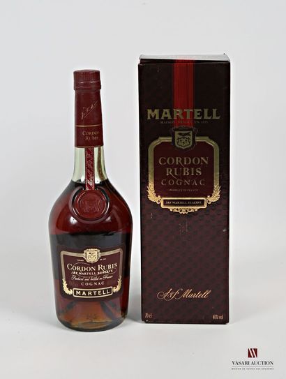 null 1 bouteille	Cognac Cordon Rubis MARTELL		
	70 cl - 40°. Présentation et niveau,...