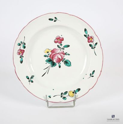 null LA ROCHELLE, 18th century
Plate decorated with a rose and flowers 
Diameter...