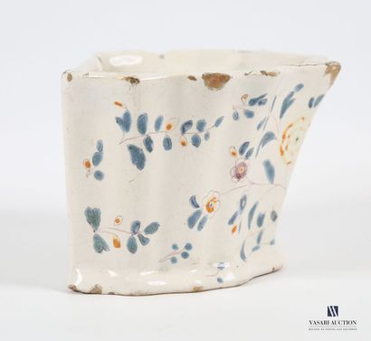 null Southwest, attributable to LA ROCHELLE, circa 1775
Earthenware flower pot with...