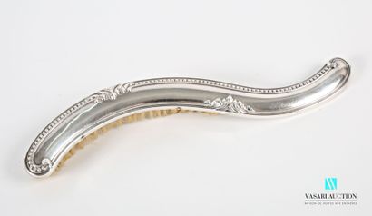 null Crumb collector in silver plated metal, the shovel decorated with nets and acanthus...