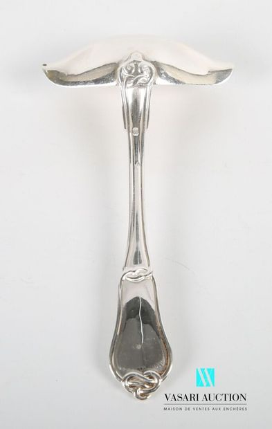 null Silver sauce spoon, the handle hemmed with nets is decorated with Gordian knots,...