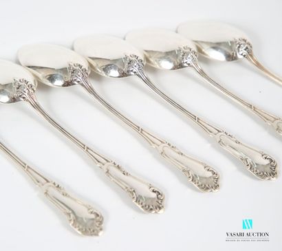 null Six silver tea spoon, the moving macnhe decorated with nets is decorated with...