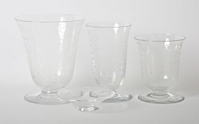 null BACCARAT
Lot including two crystal vases on pedestal, the flared neck with engraved...