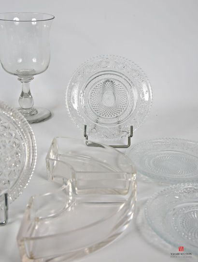null A crystal and glass set comprising a crystal coaster with diamond points in...