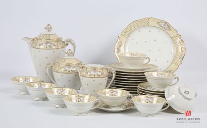 null LIMOGES Manufacture of
Part of table service including a service with tea and...