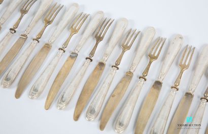 null Suite of ten fruit cutlery, the silver handle is decorated with nets and crossed...