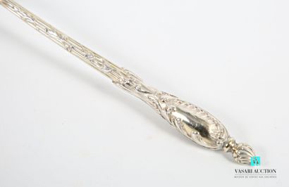 null Silver spoon with strawberry, the handle decorated with flutes hemmed with a...