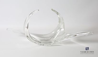 null VALLERYSTHAL 
Glass fruit bowl of free form with four branches.
Height : 28,5...