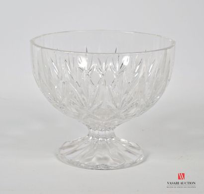 null Molded crystal bowl on pedestal, the body with cut sides decorated with stylized...
