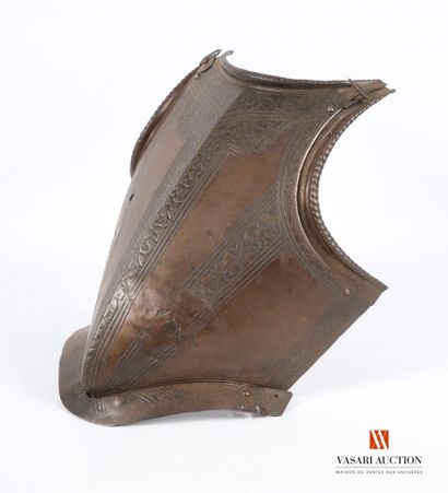 null Milanese jousting armor breastplate, Polichinelle model, hammered iron engraved...