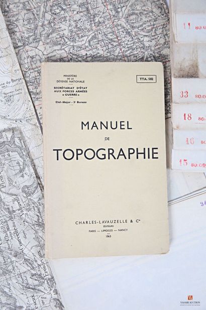 null Manuel de topographie militaire (1963), on y joint des cartes d'état-major :...