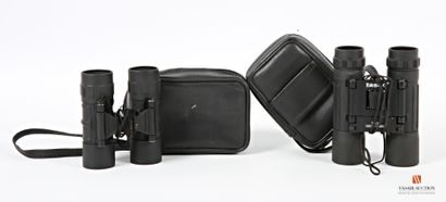 null Pair of pocket binoculars TASCO, magnification 12 x 30, in case of transport...