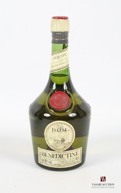 null 1 bouteille	BÉNÉDICTINE D.O.M (Liqueur de l'Ancienne Abbaye de Fécamp)		
	70...