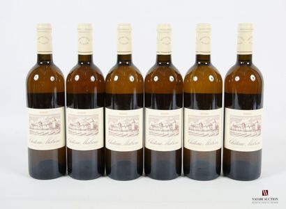 null 6 bouteilles	Château MALROMÉ	Bordeaux blanc	2000
	Et.: 5 impeccables, 1 à peine...