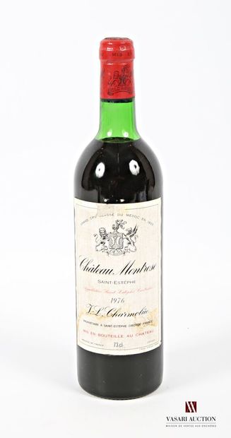 null 1 bouteille	Château MONTROSE	St Estèphe GCC	1976
	Et. tachée et un peu usée....