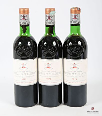 null 3 bouteilles	Château PAPE CLÉMENT	Graves GCC	1975
	Et. un peu tachées (1 petite...