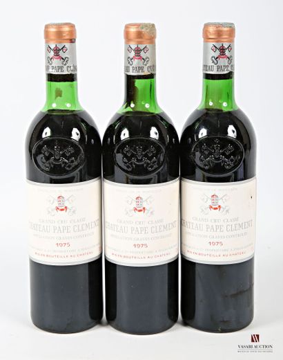 null 3 bouteilles	Château PAPE CLÉMENT	Graves GCC	1975
	Et. un peu tachées (1 petit...