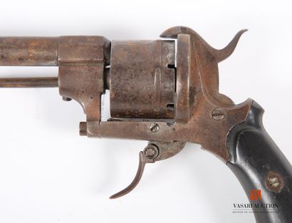 null Revolver à broche calibre 9 mm, canon rayé de 9 cm, barillet à six chambres,...