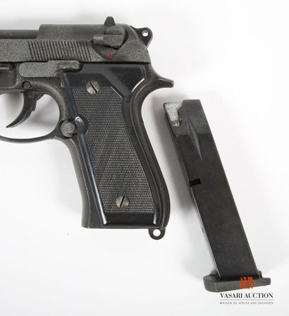 null Semi-automatic alarm pistol type Beretta 92, model Bruni Mod.92 caliber 8 mm...