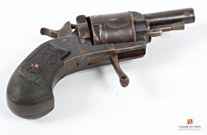 null Puppy pocket revolver, cal .380, fluted cylinder with five chambers, folding...