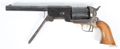 null Important revolver type Colt Dragoon, caliber 44, rifled barrel of 23 cm, engraved...