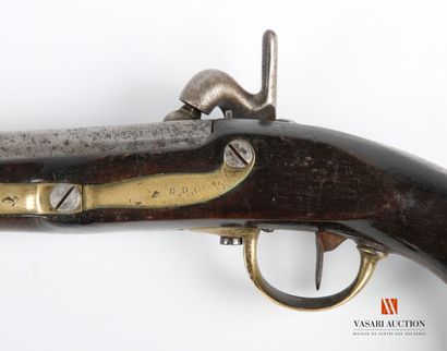 null Pistolet réglementaire français modèle 1822 T bis, canon rayé à pans puis rond...