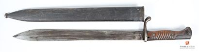 null German bayonet MAUSER model 98-05, blade carp tongue 37 cm, signed at the heel...