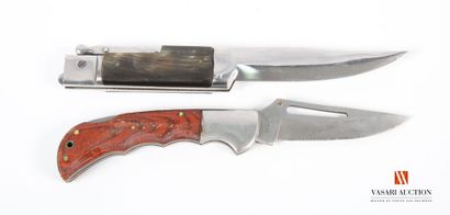 null Couteau de chasse à la « D'Estaing », lame Inox de 17,5 cm, poignée à plaquettes...