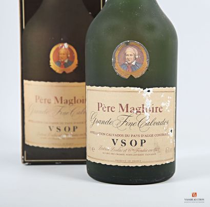 null 1 bouteille	Grande Fine Calvados V.SO.P. PÈRE MAGLOIRE		
	70 cl - 40°. A prendre...