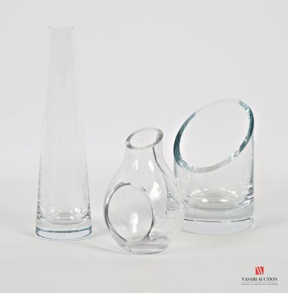 Lot en verre comprenant un vase soliflore...