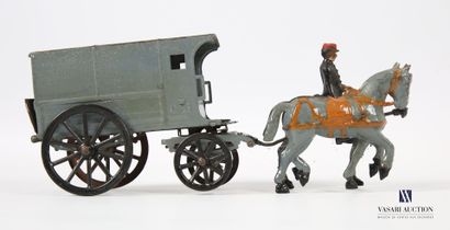 null Lot including three horse-drawn vehicles in sheet metal 
(accidents, missing...