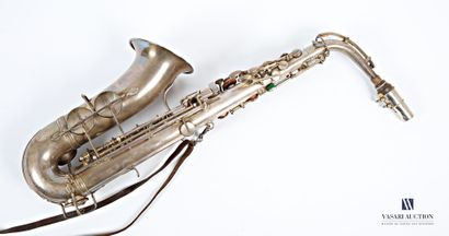 null LOUIS AUGU & CIE - Bourges & Nantes 
Silver plated saxophone marked LUA Grande...