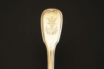 null Une cuillère de table en argent doré (1798-1809), une fourchette de table en...