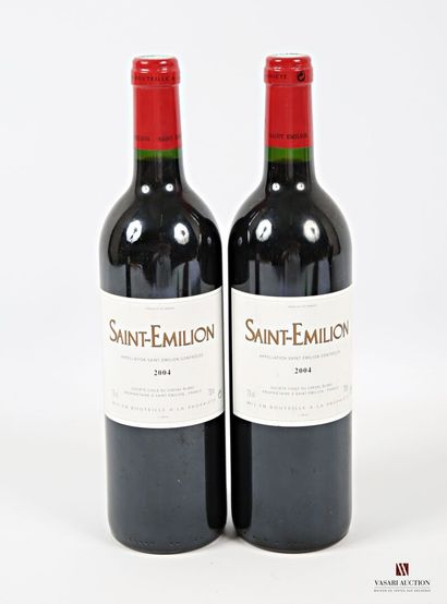 null 2 bottles SAINT EMILION mise du Ch. Cheval Blanc St Emilion 2004
	Et. barely...